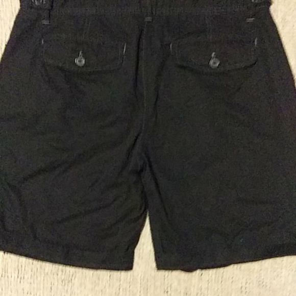 Old Navy shorts - Picture 2 of 2